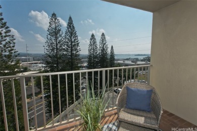 SELLER OFFERING CREDIT OF $5K to buy down the interest rate! on Pearl Country Club in Hawaii - for sale on GolfHomes.com, golf home, golf lot