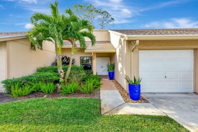 As you enter this exceptional 3/2 villa,you are immediately on Eastpointe Country Club in Florida - for sale on GolfHomes.com, golf home, golf lot