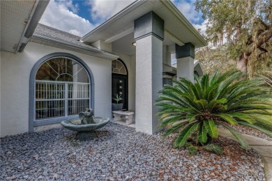 Welcome to your retreat in the heart of Citrus County! This on Twisted Oaks Golf Club in Florida - for sale on GolfHomes.com, golf home, golf lot