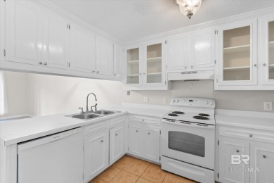 Charming End-Unit Townhome in Lake Forest! Discover this on Lake Forest Yacht and Country Club in Alabama - for sale on GolfHomes.com, golf home, golf lot