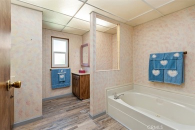 Discover incredible opportunity with this spacious 2 bedroom, 2 on The Club At Shenandoah Springs in California - for sale on GolfHomes.com, golf home, golf lot