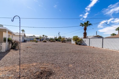 Beautiful 2-bedroom home in Sun City, an exclusive 55+ active on Sun City South Golf Course in Arizona - for sale on GolfHomes.com, golf home, golf lot