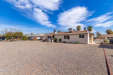 Beautiful 2-bedroom home in Sun City, an exclusive 55+ active on Sun City South Golf Course in Arizona - for sale on GolfHomes.com, golf home, golf lot