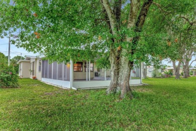 Beautiful 3 Bedroom, 2 Bathroom, 1 Car Garage Home in the on Club Med Sandpiper in Florida - for sale on GolfHomes.com, golf home, golf lot