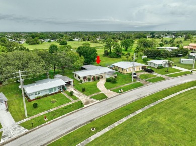 Beautiful 3 Bedroom, 2 Bathroom, 1 Car Garage Home in the on Club Med Sandpiper in Florida - for sale on GolfHomes.com, golf home, golf lot