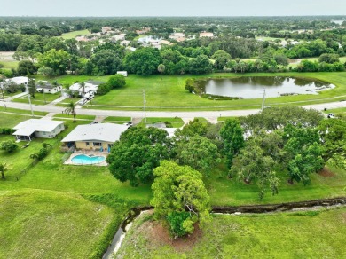 Beautiful 3 Bedroom, 2 Bathroom, 1 Car Garage Home in the on Club Med Sandpiper in Florida - for sale on GolfHomes.com, golf home, golf lot