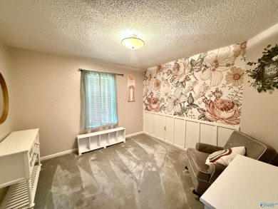 ATTALLA- NEAR THE OLD WILLS CREEK GOLF COURSE- Great 3BDRM/2BTH on Wills Creek Country Club in Alabama - for sale on GolfHomes.com, golf home, golf lot