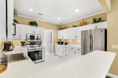 Beautifully renovated & fully furnished 3BR/3BA condo offers the on Shipyard Golf Club in South Carolina - for sale on GolfHomes.com, golf home, golf lot
