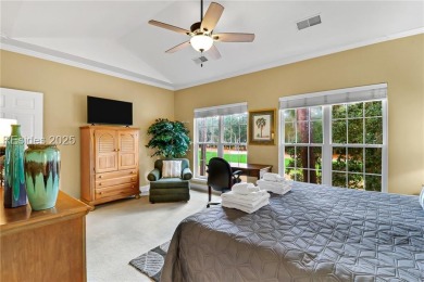 Beautifully renovated & fully furnished 3BR/3BA condo offers the on Shipyard Golf Club in South Carolina - for sale on GolfHomes.com, golf home, golf lot
