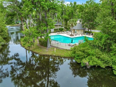 Beautifully renovated & fully furnished 3BR/3BA condo offers the on Shipyard Golf Club in South Carolina - for sale on GolfHomes.com, golf home, golf lot