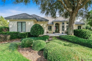 This beautiful 4 bedroom 3 bathroom Spa home is situated on on Black Diamond Ranch Golf Course in Florida - for sale on GolfHomes.com, golf home, golf lot