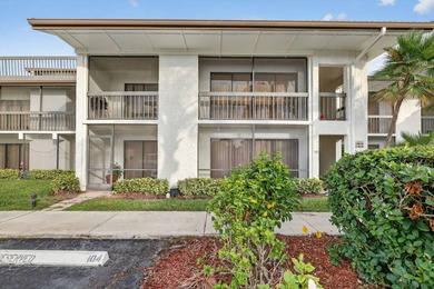 Beautiful 2 Bedroom, 2 Bathroom 1st Floor Condo Overlooking the on Meadowood Golf and Tennis Club in Florida - for sale on GolfHomes.com, golf home, golf lot