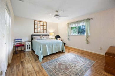 Move-in ready end-unit villa in the highly desirable Crescent on On Top of the World Golf Course in Florida - for sale on GolfHomes.com, golf home, golf lot