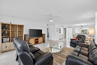 Beautiful 2 Bedroom, 2 Bathroom 1st Floor Condo Overlooking the on Meadowood Golf and Tennis Club in Florida - for sale on GolfHomes.com, golf home, golf lot