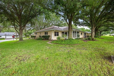 Move-in ready end-unit villa in the highly desirable Crescent on On Top of the World Golf Course in Florida - for sale on GolfHomes.com, golf home, golf lot