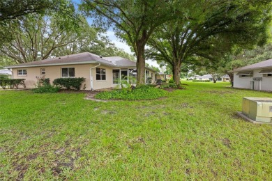 Move-in ready end-unit villa in the highly desirable Crescent on On Top of the World Golf Course in Florida - for sale on GolfHomes.com, golf home, golf lot