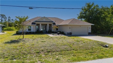 Incredible Value | Move-In Ready | Built for Comfort  Style! If on Kingsway Country Club in Florida - for sale on GolfHomes.com, golf home, golf lot