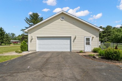 Beautiful Ranch home in Northwest Schools with lake access to on Hankerd Hills Golf Course in Michigan - for sale on GolfHomes.com, golf home, golf lot