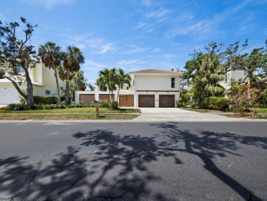 Under contract-accepting backup offers. An ideal waterfront on Longboat Key Golf Club Resort in Florida - for sale on GolfHomes.com, golf home, golf lot