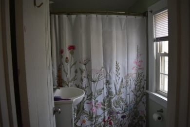 Discover this Charming Cape Cod Home featuring 3 bedrooms and 1 on Bluefield Elks Club in West Virginia - for sale on GolfHomes.com, golf home, golf lot