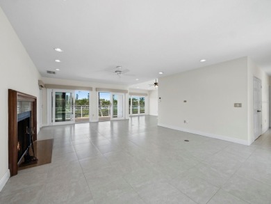 Under contract-accepting backup offers. An ideal waterfront on Longboat Key Golf Club Resort in Florida - for sale on GolfHomes.com, golf home, golf lot
