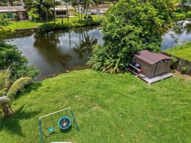 **PRICE IMPROVEMENT** This beautifully maintained 3-bed, 2-bath on Cooper Colony Country Club in Florida - for sale on GolfHomes.com, golf home, golf lot