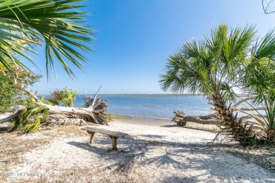 ''Seller is offering $10k towards a rate buydown at closing'' on Palm Valley Golf Club in Florida - for sale on GolfHomes.com, golf home, golf lot