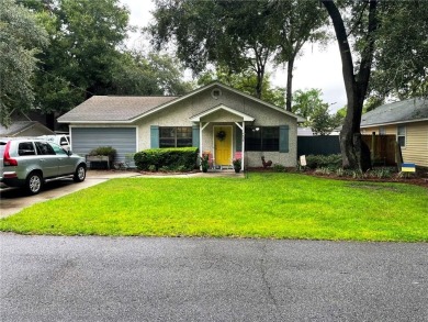 Well maintained mid-island home just two blocks from a county on Sea Palms Golf and Tennis Resort in Georgia - for sale on GolfHomes.com, golf home, golf lot