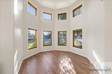 Easy living in this spacious one level townhouse at the Red on Red Lodge Golf Club in Montana - for sale on GolfHomes.com, golf home, golf lot