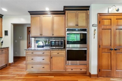Spectacular, 5 bed, 5.5 bath home nestled in Seans Woods! on Springfield Country Club in Ohio - for sale on GolfHomes.com, golf home, golf lot