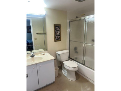 1 BEDROOM,1.1/5 BATHROOM,TILE FLOOR THROUGH OUT, NEW A/C on Wynmoor Golf Course in Florida - for sale on GolfHomes.com, golf home, golf lot