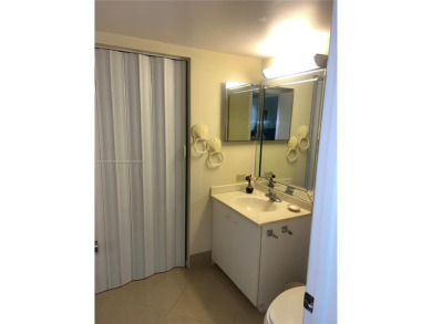 1 BEDROOM,1.1/5 BATHROOM,TILE FLOOR THROUGH OUT, NEW A/C on Wynmoor Golf Course in Florida - for sale on GolfHomes.com, golf home, golf lot