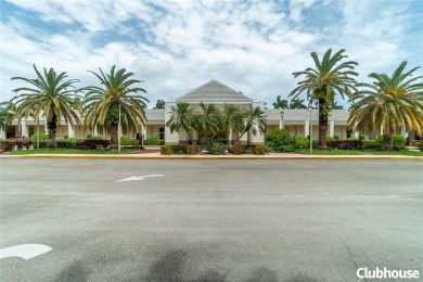 1 BEDROOM,1.1/5 BATHROOM,TILE FLOOR THROUGH OUT, NEW A/C on Wynmoor Golf Course in Florida - for sale on GolfHomes.com, golf home, golf lot