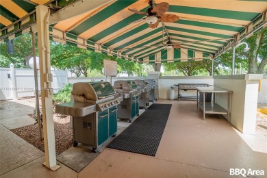 1 BEDROOM,1.1/5 BATHROOM,TILE FLOOR THROUGH OUT, NEW A/C on Wynmoor Golf Course in Florida - for sale on GolfHomes.com, golf home, golf lot