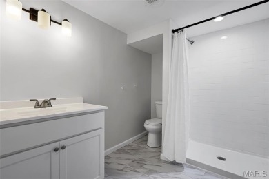 Welcome to this beautifully updated home in the heart of on Ruth Park Municipal Golf Course in Missouri - for sale on GolfHomes.com, golf home, golf lot