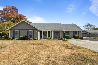 HUGE PRICE IMPROVEMENT!! This spacious 3-bedroom 2.5 bath home on The Pines Golf Club in Alabama - for sale on GolfHomes.com, golf home, golf lot