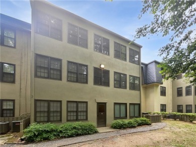 Seller is willing to cover up to six (6) months of the buyer's on Cross Creek Golf Course in Georgia - for sale on GolfHomes.com, golf home, golf lot