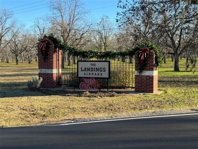 This is a prime opportunity to own a RUNWAY LOT where you can on Pecan Plantation Country Club in Texas - for sale on GolfHomes.com, golf home, golf lot