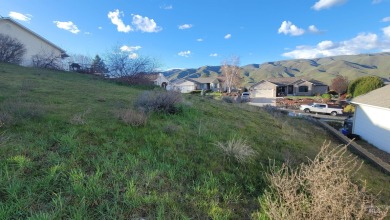 Bring your vision to life and build your dream home on this on Quail Ridge Golf Course in Washington - for sale on GolfHomes.com, golf home, golf lot