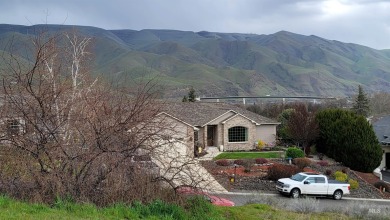 Bring your vision to life and build your dream home on this on Quail Ridge Golf Course in Washington - for sale on GolfHomes.com, golf home, golf lot