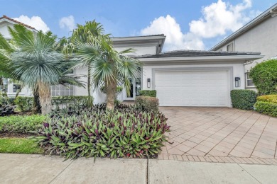 DONT MISS THIS OPPORTUNITY. MOVE- IN READY HOME. JUST BRING YOUR on Woodfield Country Club in Florida - for sale on GolfHomes.com, golf home, golf lot