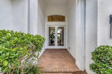 DONT MISS THIS OPPORTUNITY. MOVE- IN READY HOME. JUST BRING YOUR on Woodfield Country Club in Florida - for sale on GolfHomes.com, golf home, golf lot