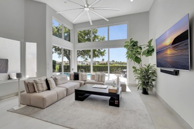 DONT MISS THIS OPPORTUNITY. MOVE- IN READY HOME. JUST BRING YOUR on Woodfield Country Club in Florida - for sale on GolfHomes.com, golf home, golf lot