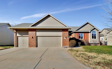 Calling all golfers!  Who wants to live next to Auburn Hills on Auburn Hills Golf Course in Kansas - for sale on GolfHomes.com, golf home, golf lot