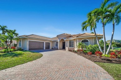 Lowest priced home in the Estates! 4 possible 5 bedroom split on Hammock Creek Golf Club in Florida - for sale on GolfHomes.com, golf home, golf lot