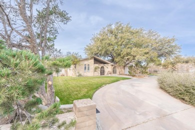 Welcome to your oasis! Nestled on almost an acre, this 3-bed, 2 on Sunset Country Club in Texas - for sale on GolfHomes.com, golf home, golf lot