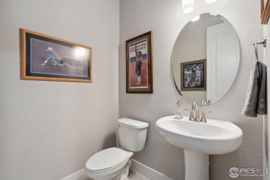 Better than new Landmark townhome featuring 4 bedrooms, 4 baths on Highland Meadows Golf Course in Colorado - for sale on GolfHomes.com, golf home, golf lot