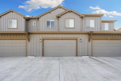 Better than new Landmark townhome featuring 4 bedrooms, 4 baths on Highland Meadows Golf Course in Colorado - for sale on GolfHomes.com, golf home, golf lot