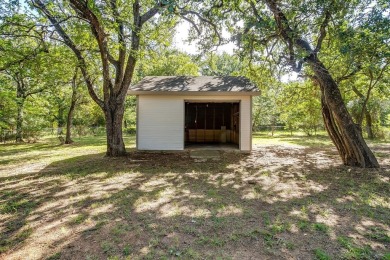 Located n the DESIRABLE White Bluff community! Home is situated on White Bluff Resort - Old Course in Texas - for sale on GolfHomes.com, golf home, golf lot