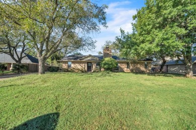 WELCOME HOME! 2 Bedroom + 2 Baths of turn-key modern living with on Pecan Plantation Country Club in Texas - for sale on GolfHomes.com, golf home, golf lot